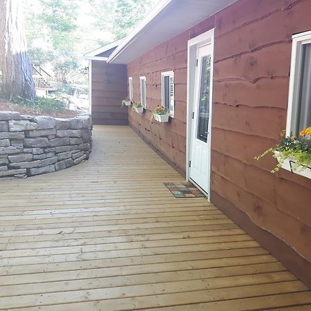 Red Lodge Resort Little Current Экстерьер фото